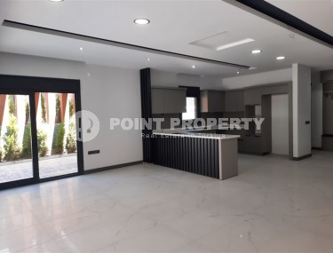 Современная вилла с тремя спальными комнатами, рядом с морем, в районе города Аланья - Авсаллар-id-5472-фото-4