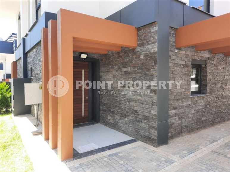 Современная вилла с тремя спальными комнатами, рядом с морем, в районе города Аланья - Авсаллар-id-5472-фото-32