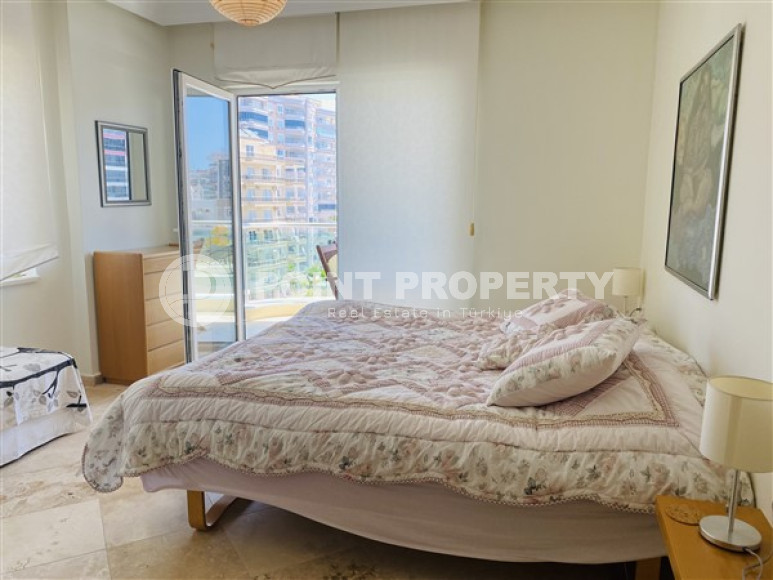 Three-room apartment, 90m², on a high floor 600m from the sea in Mahmutlar, Alanya-id-1433-photo-15