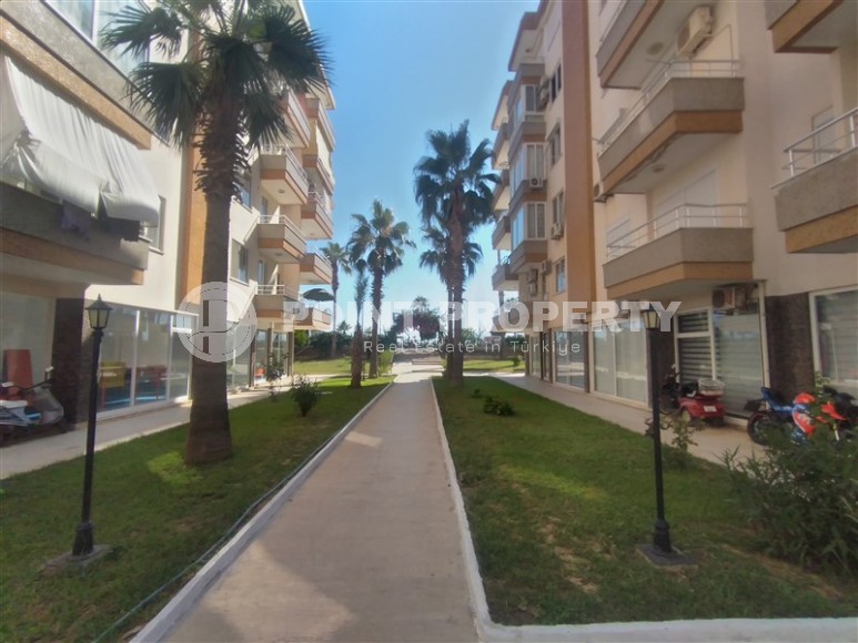 Partially furnished apartment with three bedrooms, in a well-maintained residential complex on the first coastline from the Mediterranean Sea, in the Mahmutlar area-id-5478-photo-26