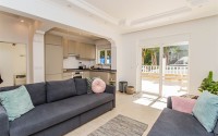 Bright, spacious apartment with new renovation, modern interior, stylish furniture and household appliances, 50 meters from Cleopatra Beach-id-5487-photo-2