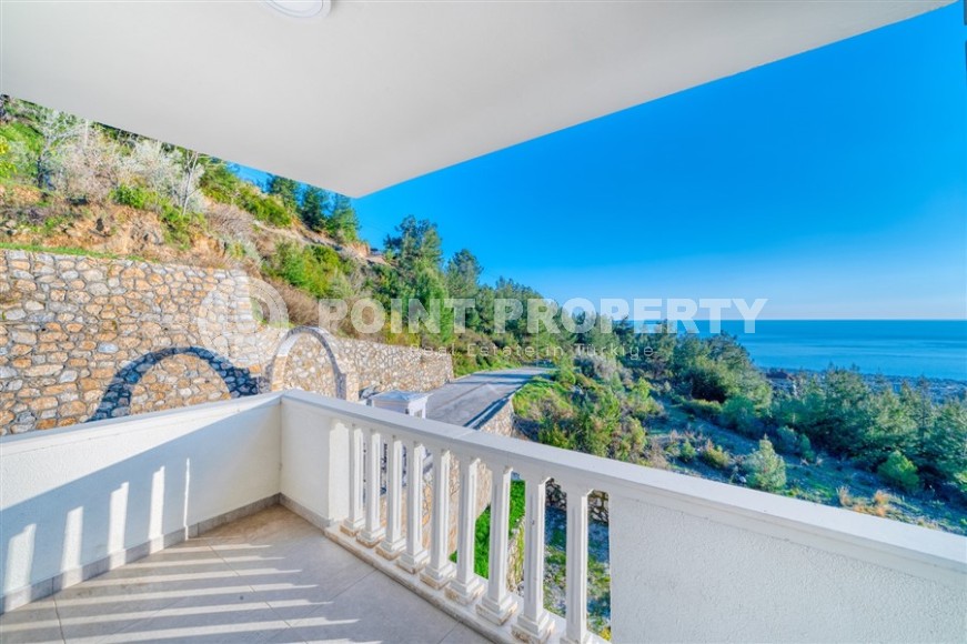 Апартаменты 4+1 в таунхаусе  с новым качественным ремонтом, в элитном районе Аланьи - Бекташ-id-5490-фото-19