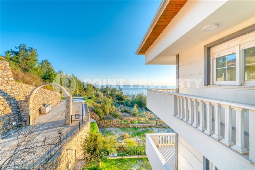 Апартаменты 4+1 в таунхаусе  с новым качественным ремонтом, в элитном районе Аланьи - Бекташ-id-5490-фото-22