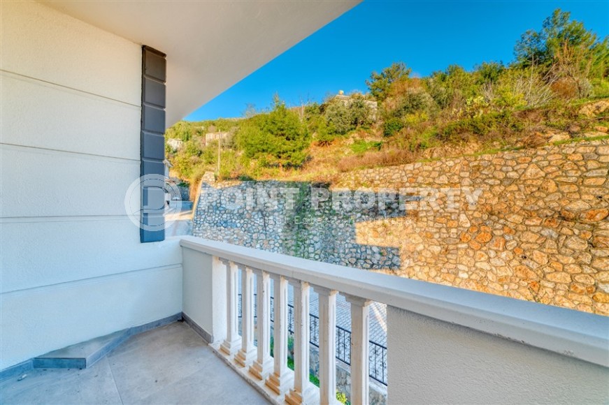 Апартаменты 4+1 в таунхаусе  с новым качественным ремонтом, в элитном районе Аланьи - Бекташ-id-5490-фото-23