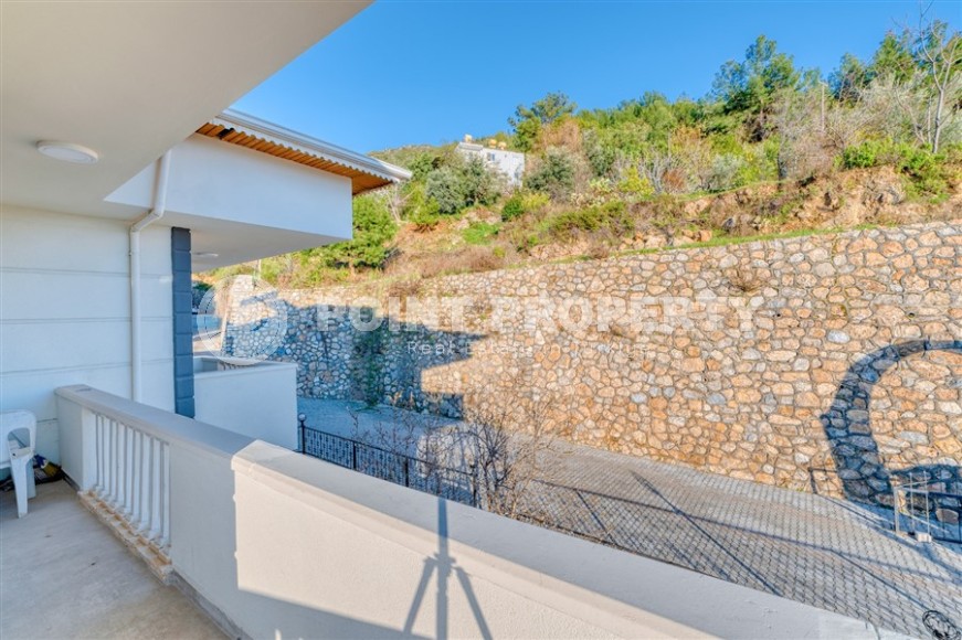 Апартаменты 4+1 в таунхаусе  с новым качественным ремонтом, в элитном районе Аланьи - Бекташ-id-5490-фото-24