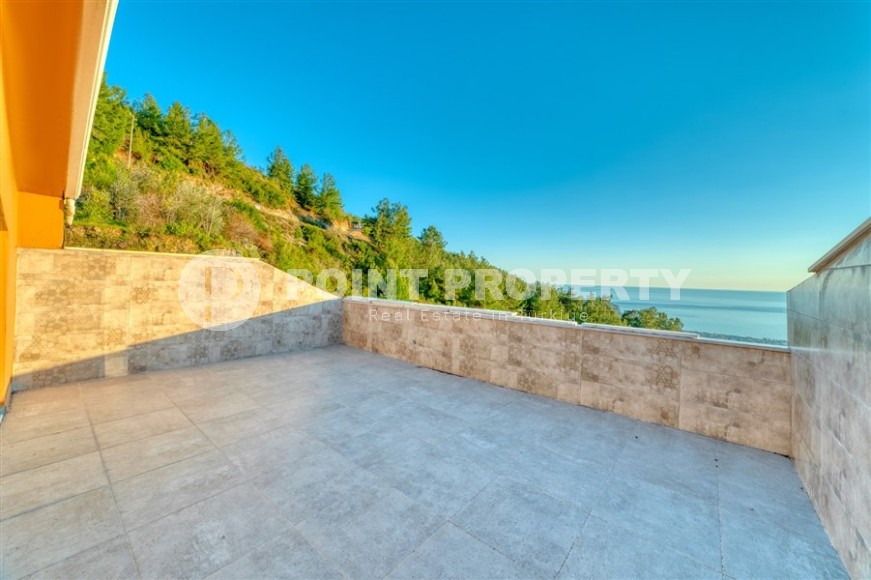 Апартаменты 4+1 в таунхаусе  с новым качественным ремонтом, в элитном районе Аланьи - Бекташ-id-5490-фото-25