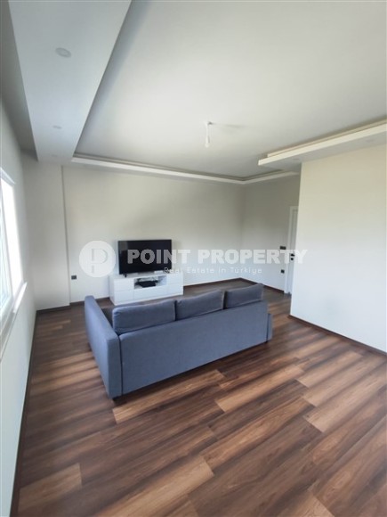 Квартира с современным ремонтом, планировка 3+1 и отдельной кухней, в районе Демирташ-id-5496-фото-2