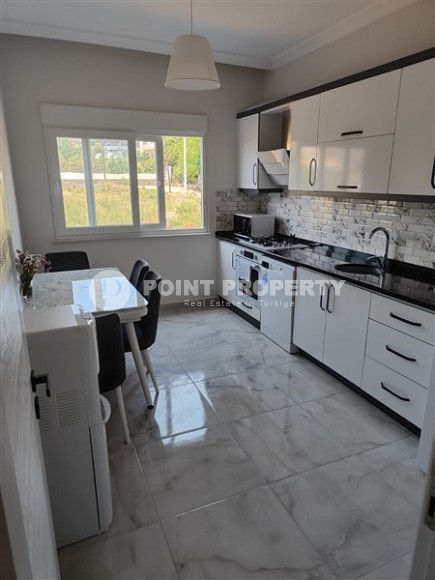 Квартира с современным ремонтом, планировка 3+1 и отдельной кухней, в районе Демирташ-id-5496-фото-4