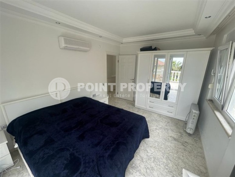 Villa surrounded by a green garden, 2+1 layout in the central area of Alanya-id-5497-photo-7