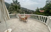 Villa surrounded by a green garden, 2+1 layout in the central area of Alanya-id-5497-photo-14