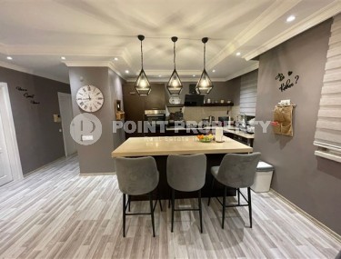 Стильная панорамная квартира с новым дизайнерским ремонтом на 8-м этаже в доме 2006 года постройки-id-5500-фото-2