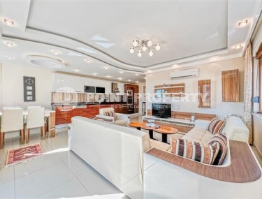 Уютная комфортабельная квартира с приятным светлым интерьером, в 50 метрах от пляжа и набережной-id-5501-фото-3