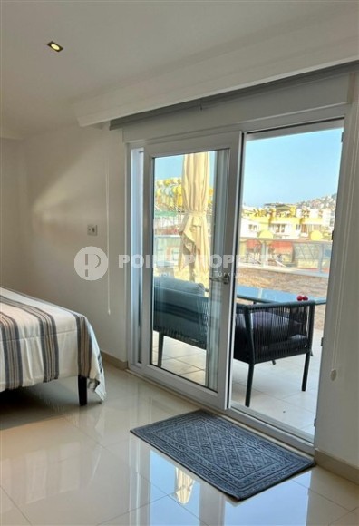 Панорамная двухуровневая квартира 3+1, общей площадью 150 м2, в 500 метрах от пляжа в центре Аланьи-id-5506-фото-9