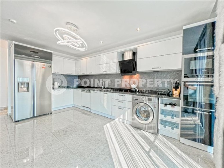 Стильные, просторные двухуровневые апартаменты с тремя спальными комнатами и видом на Средиземное море, в социально развитом районе Махмутлар-id-5510-фото-2