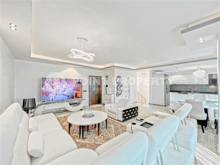 Стильные, просторные двухуровневые апартаменты с тремя спальными комнатами и видом на Средиземное море, в социально развитом районе Махмутлар-id-5510-фото-6