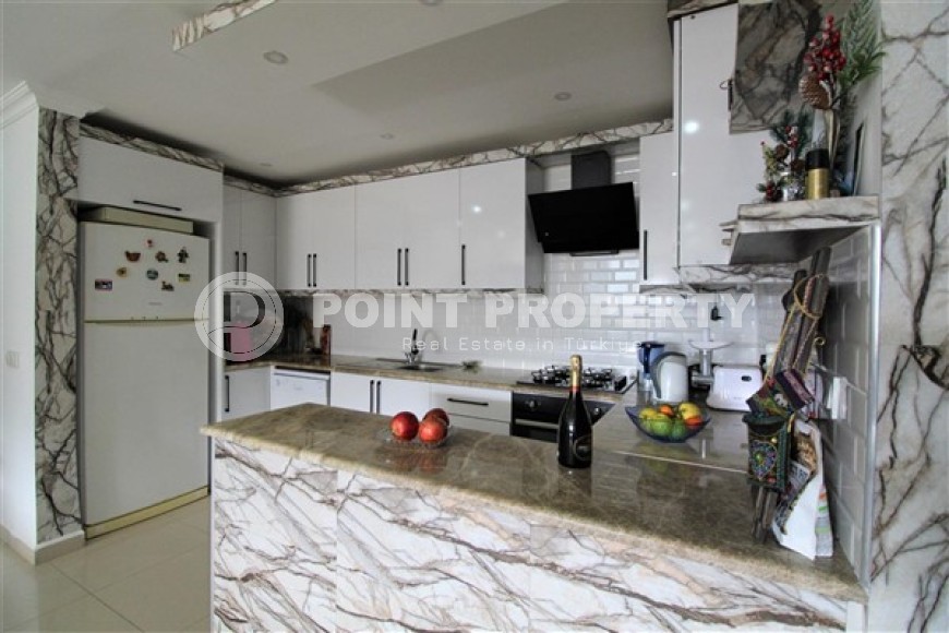 Меблированная уютная квартира планировкой 2+1, в живописном районе города Аланья - Каргыджак-id-5515-фото-2