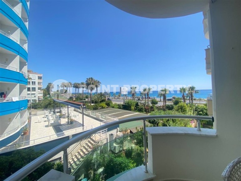 Меблированные апартаменты с одной спальной комнатой, с видом на Средиземное море, в районе Тосмур-id-5516-фото-9