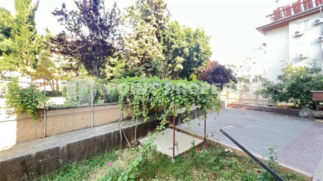 Apartment with two bedrooms, newly renovated, in the central area of Alanya - Saray-id-5517-photo-12