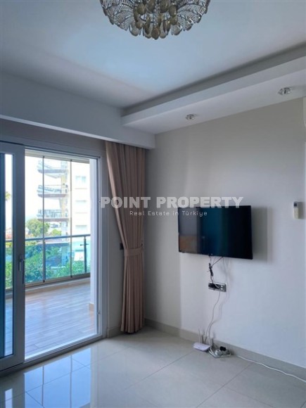 Spacious one bedroom apartment on the first line from the sea in the Mahmutlar area-id-5523-photo-2