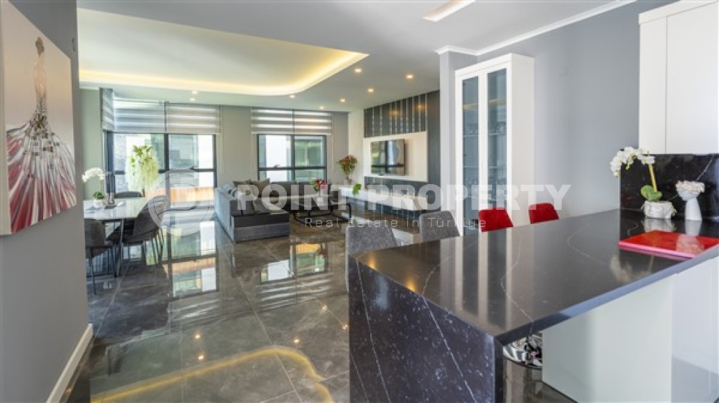 Роскошная квартира с дизайнерским ремонтом на 3-м этаже в жилом комплексе, введенном в эксплуатацию в 2022 году-id-5524-фото-3