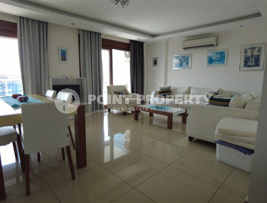 Duplex apartment with three bedrooms, 200m², in a luxury complex in Alanya - Cikcilli-id-1438-photo-2