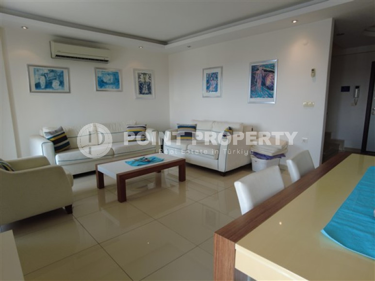 Duplex apartment with three bedrooms, 200m², in a luxury complex in Alanya - Cikcilli-id-1438-photo-3