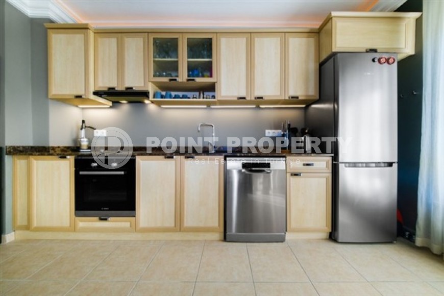 Просторная современная квартира 1+1, общей площадью 90 м2, с хорошим ремонтом, мебелью и бытовой техникой-id-5540-фото-7