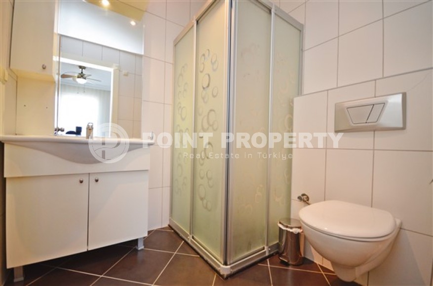 Комфортабельная квартира 2+1, с современным дизайном, мебелью и бытовой техникой, в центре престижного района Аланьи - Каргыджак-id-5544-фото-12