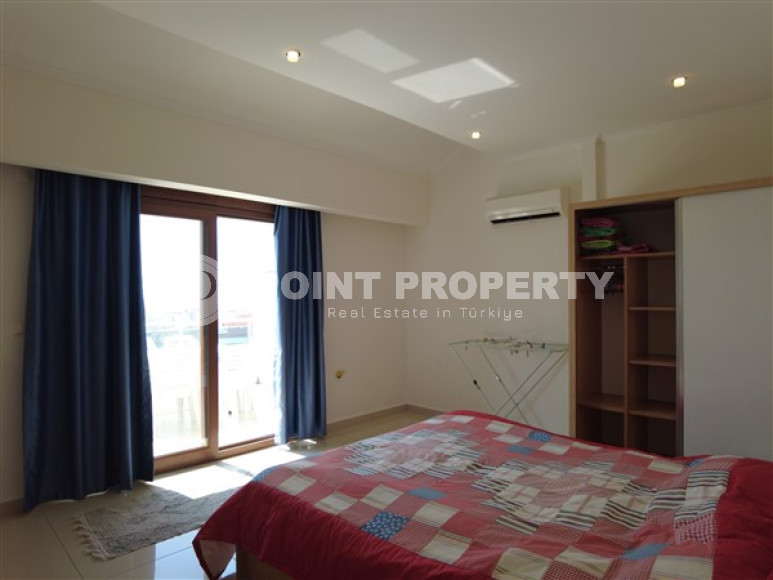 Duplex apartment with three bedrooms, 200m², in a luxury complex in Alanya - Cikcilli-id-1438-photo-20