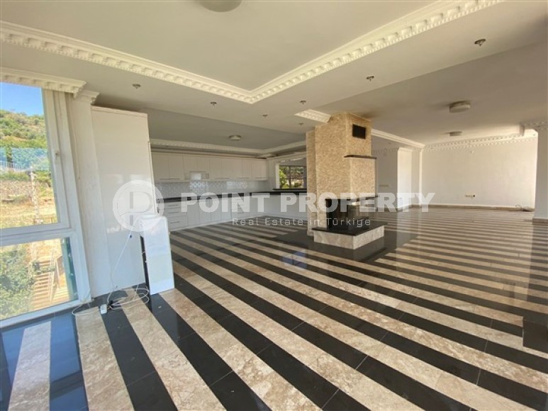 Three-storey detached villa with panoramic views of the sea, mountains and Alanya fortress-id-5550-photo-3