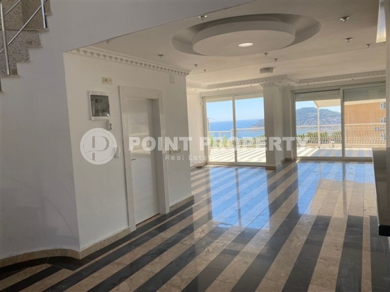 Three-storey detached villa with panoramic views of the sea, mountains and Alanya fortress-id-5550-photo-6