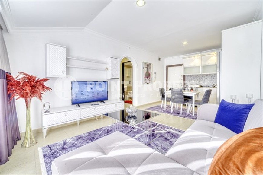 Две прекрасные комфортабельные квартиры 1+1, с новым ремонтом, стильным дизайном и отличной локацией на самом берегу Средиземного моря-id-5552-фото-3