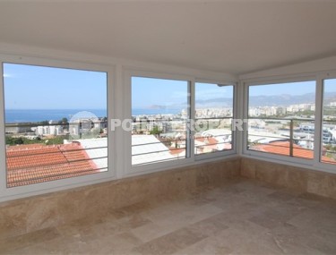 Двухэтажная вилла с панорамным видом на город и море в километре от пляжа, район Каргыджак-id-5554-фото-3