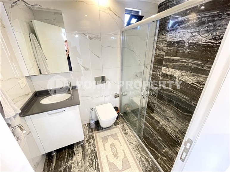 Современная двухуровневая квартира 3+1, общей площадью 180 м2, на 5-м этаже с мансардой в 100 метрах от моря-id-5562-фото-11