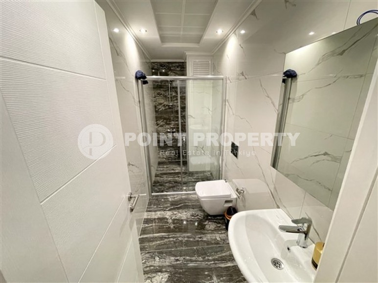 Современная двухуровневая квартира 3+1, общей площадью 180 м2, на 5-м этаже с мансардой в 100 метрах от моря-id-5562-фото-12