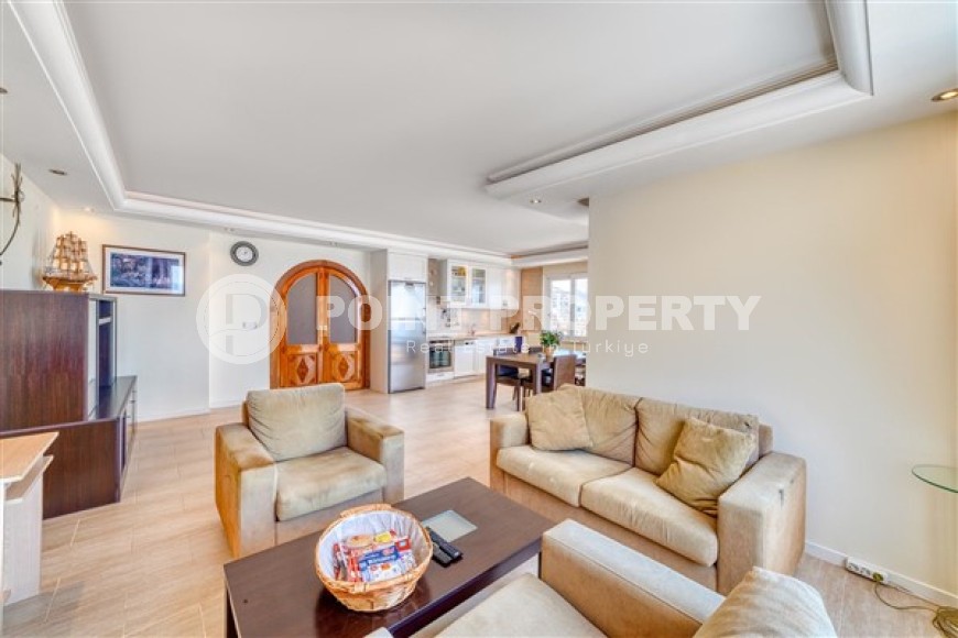 Panoramic apartment with sea views, on the 9th floor in a residential complex built in 2007-id-5563-photo-3