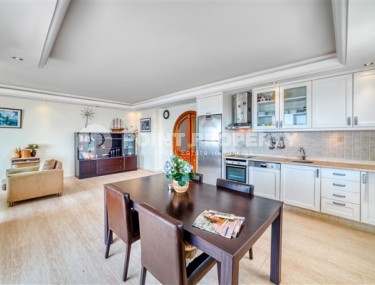 Panoramic apartment with sea views, on the 9th floor in a residential complex built in 2007-id-5563-photo-5