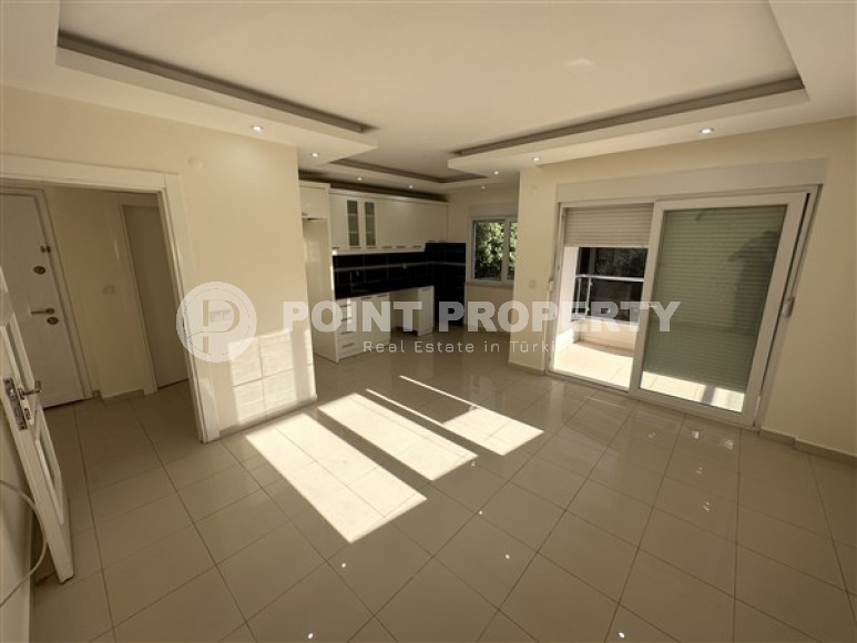 Апартаменты с чистовой отделкой на 1-м этаже в доме 2011 года постройки, в километре от центра Аланьи-id-5566-фото-2