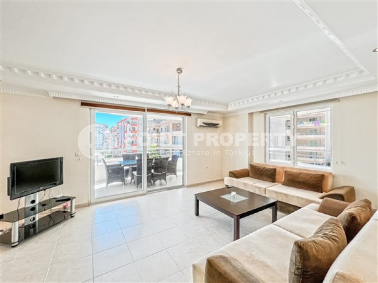 Комфортабельная светлая квартира 2+1, общей площадью 115 м2, в 500 метрах от пляжа, в районе Махмутлар-id-5567-фото-1