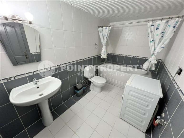 Благоустроенная меблированная квартира 2+1, общей площадью 125 м2, в 300 метрах от пляжа и набережной-id-5568-фото-9