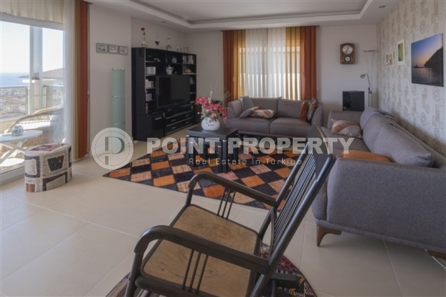 Panoramic apartment with luxurious views of the sea, Alanya Fortress and Taurus Mountains in the elite area of Hasbahce-id-5574-photo-2