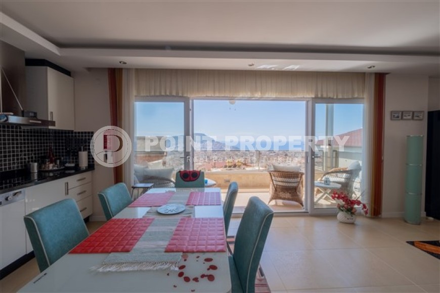 Panoramic apartment with luxurious views of the sea, Alanya Fortress and Taurus Mountains in the elite area of Hasbahce-id-5574-photo-4