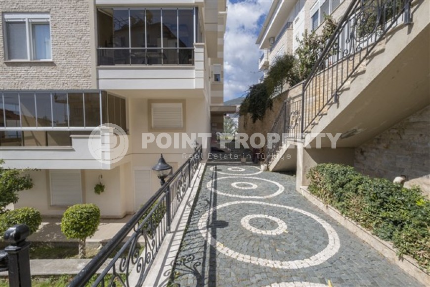 Panoramic apartment with luxurious views of the sea, Alanya Fortress and Taurus Mountains in the elite area of Hasbahce-id-5574-photo-16