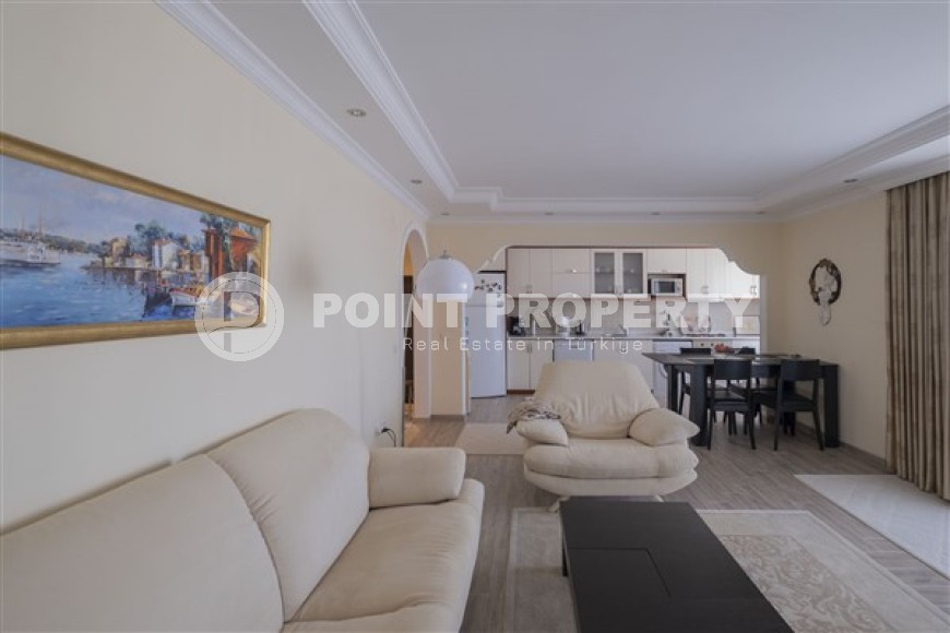 Panoramic apartment with city and sea views on the 9th floor, in the center of Mahmutlar-id-5578-photo-2
