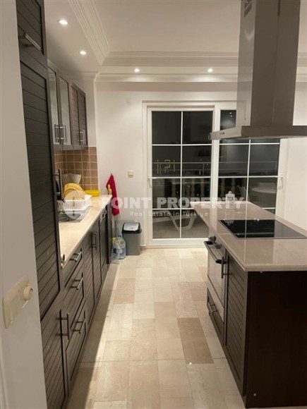 Апартаменты 2+1, общей площадью 100 м2, в 600 метрах от моря, в спокойном районе Аланьи - Тосмур-id-5580-фото-2