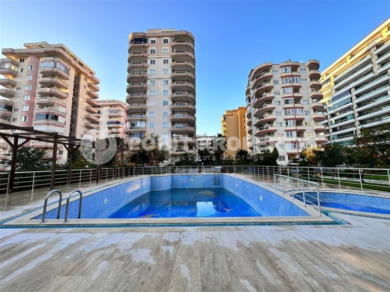 Панорамная двухуровневая квартира 4+1, общей площадью 275 м2, в 350 метрах от пляжа и набережной-id-5595-фото-19