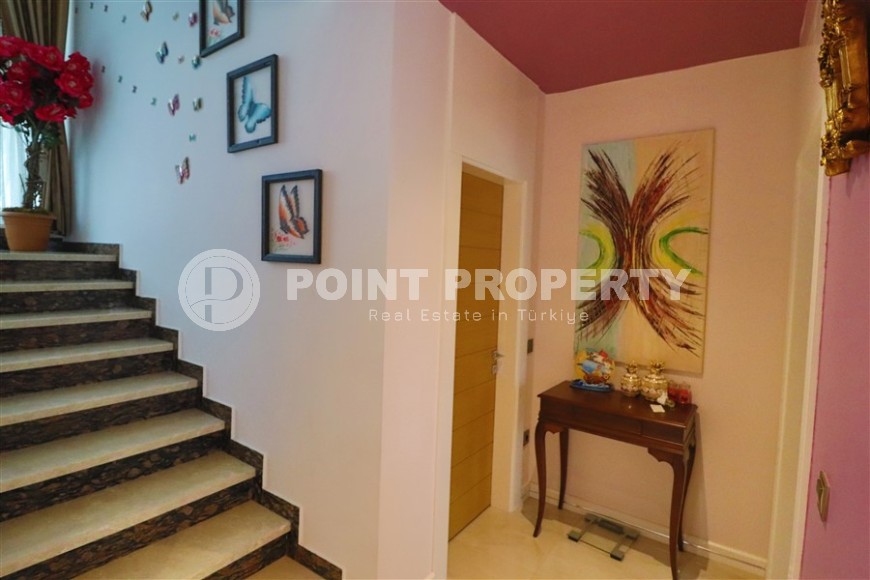 Detached two-storey villa with a private pool and garden, three kilometers from the sea-id-5598-photo-10