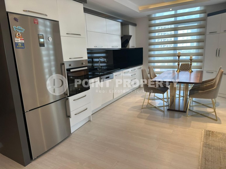 Просторная уютная квартира 2+1, общей площадью 108 м2, на 5-м этаже в жилом комплексе с богатой внутренней инфраструктурой-id-5599-фото-2