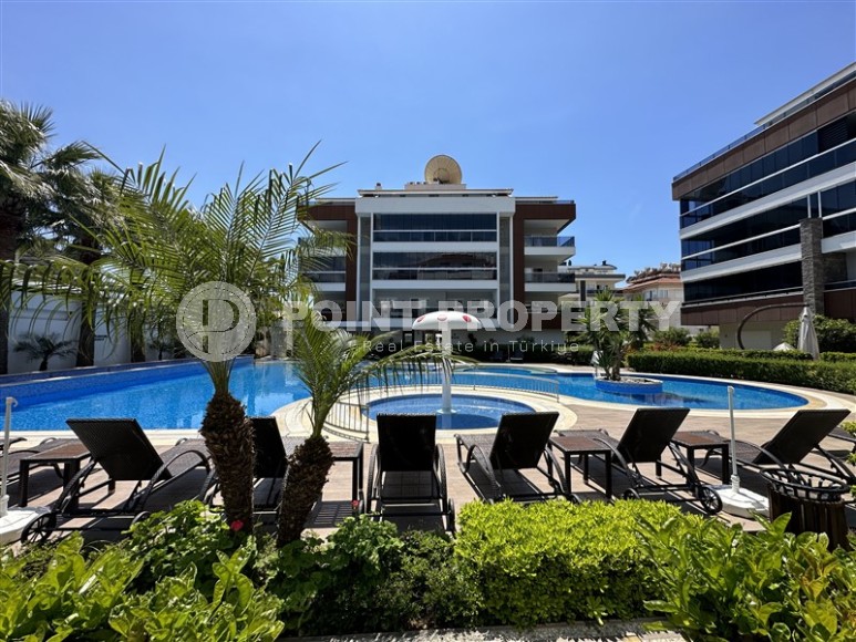 Двухуровневая квартира 2+1 с собственным садом, в 750 метрах от моря, в популярном районе Аланьи - Оба-id-5606-фото-19