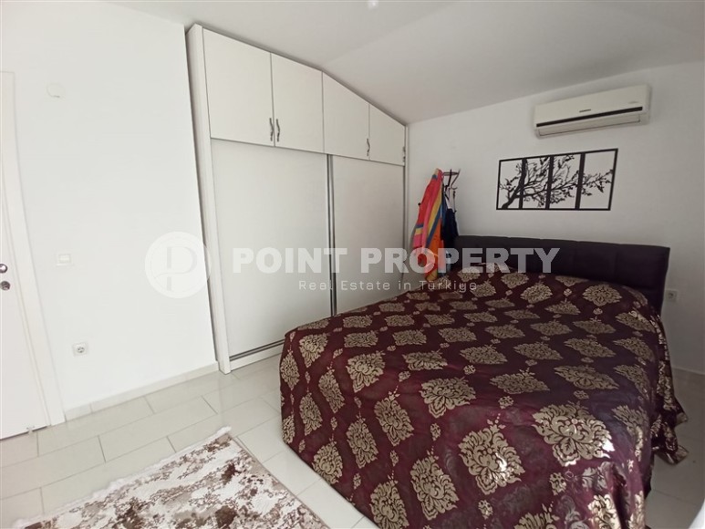 Panoramic two-level apartment on the first line from the sea in a prestigious area of Alanya - Kestel-id-5617-photo-7